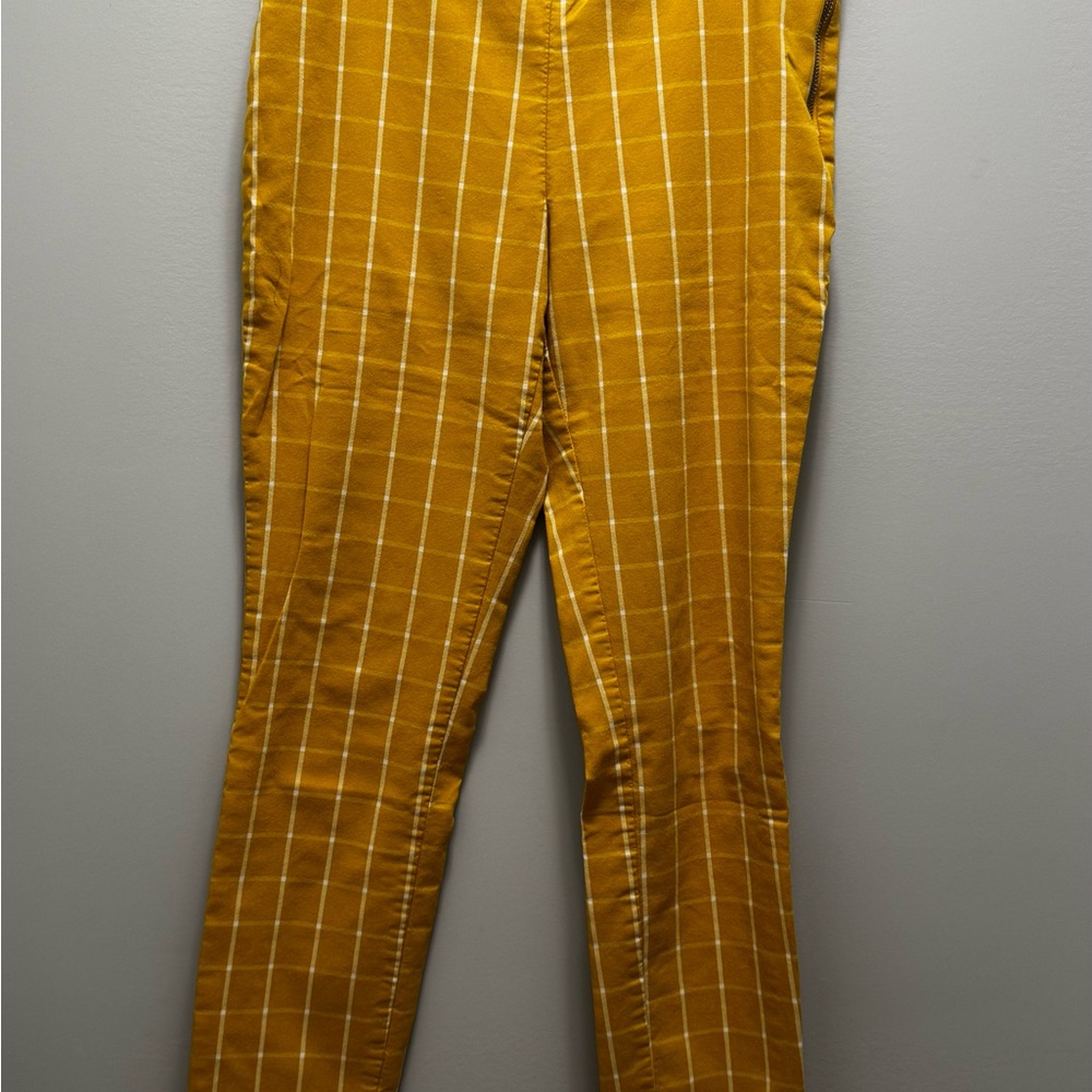a new day WOMen's Yellow Plaid Chinos